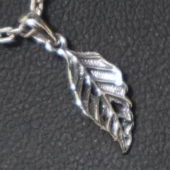 葉っぱ リーフ シルバー925 ネックレス 生命 自然のお守り ペンダントトップ