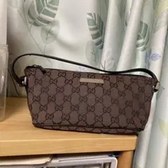P*e様 Gucci GGパターン ハンドバッグ