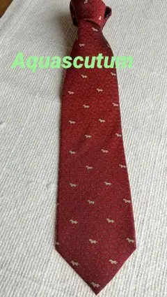 ねこ様 Aquascutum シルク100% ダックスフント模様 ネクタイ 美品
