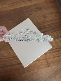 ブライダル　ティアラ　クラウン