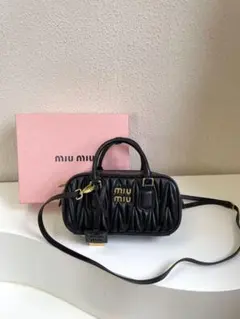 miu miu マテラッセ ショルダーバッグ ブラック
