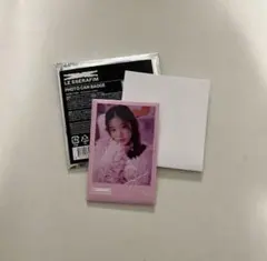 LE SSERAFIM PHOTO CAN BADGE カズハ