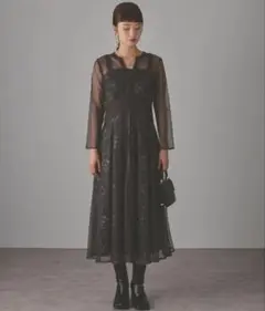 atlo　レースアップパーティードレス　Ｍサイズ