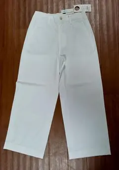 h:e:r 新品未使用 1万6500円 Mサイズ 白パンツ