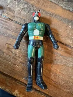 仮面ライダーBLACK ペンダント ソフビ ブラック - メルカリ