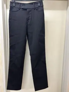 UNIQLOスリムフィット ブラックパンツ