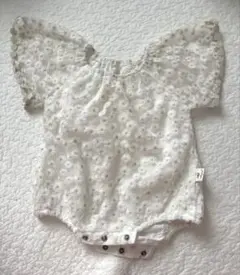 花柄刺繍フリル袖ロンパース 66 Angou 韓国子供服