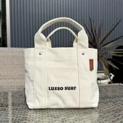 正規品　LUSSO SURF マルチポケットトートバッグ　ホワイト　RVCAのサムネイル