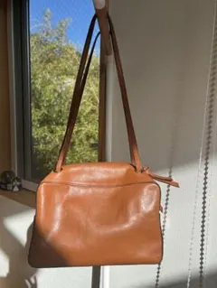 ADINA MUSE 茶色 ショルダーバッグ ジッパー付きのサムネイル