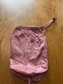 UNIQLO ULTRA LIGHT DOWN 衣類圧縮袋 ピンク