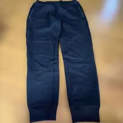 UNIQLO ウルトラストレッチジョガーパンツ