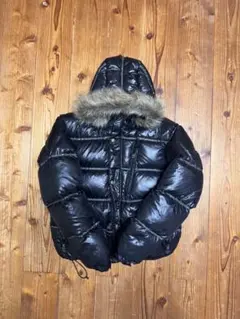 ファーダウンジャケット　光沢ダウン　黒　短丈