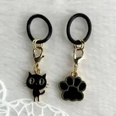 猫足黒06 アンブレラマーカー　目印　猫　立ち猫　肉球　2個組　猫チャーム