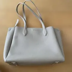 新品未使用】vunqueアイボリートートバッグ メタルバックル付き - メルカリ