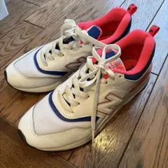 New Balance 997H ホワイト ピンク ブルー スニーカーのサムネイル