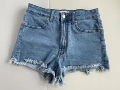 FOREVER21  フォーエバー21 ショートパンツ　デニム風　フリンジ