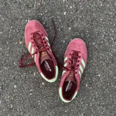 adidas Gazelle バーガンディ/ミント スニーカー
