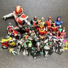 歴代　仮面ライダー　ソフビセット　30体 歴代 仮面ライダー ソフビセット 30体 - メルカリ