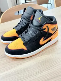エア ジョーダン 1 MID SE 27cm