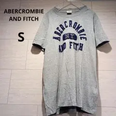 Abercrombie＆fitch　文字がオシャレ★レディースの方も着用可能！