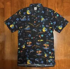 adidas 柄シャツ　M 黒　半袖　アロハシャツ風のサムネイル