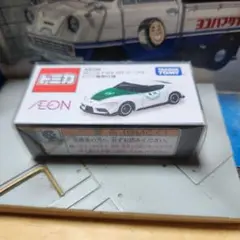 トミカ AEON No.72 トヨタ GR スープラ ドバイ警察仕様のサムネイル
