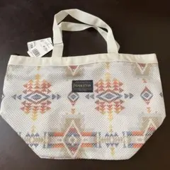 Item thumbnail for item 37fd4b27-5a83-4f15-bb44-3beac475a8e1