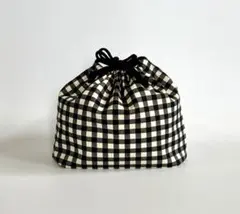 B826・ハンドメイドお弁当袋★ギンガムチェック・クロ