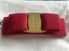 Salvatore Ferragamo バレッタ ヴァラ リボン レッドゴールド