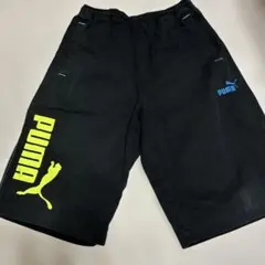 プーマ　PUMA 半ズボン160cm 黒