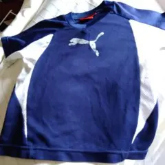 Puma ネイビー/ホワイト VネックTシャツ120