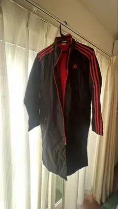 adidas ロングコート J160 ブラック/レッド