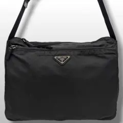 正規品　PRADA プラダ ショルダーバッグ 三角ロゴ 黒 ブラック ナイロン