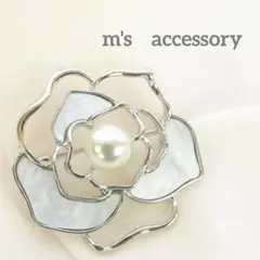 【即日発送‼️】花型パールローズフラワーブローチコサージュシルバーカメリア入学式