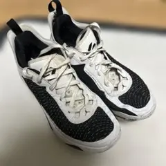 Jordan luka1 白/黒
