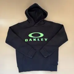 OAKLEY パーカー 黒 グリーンロゴ　150cm