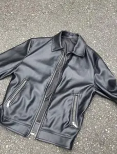 ZARA ブラック レザージャケットのサムネイル
