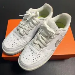 NIKE COURT VISION 23cm