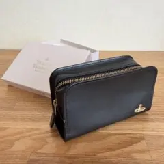 Vivienne Westwood マルチケースのサムネイル