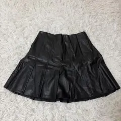 ブラック プリーツスカート 合成皮革