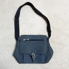 ポシェット　ショルダーバッグ