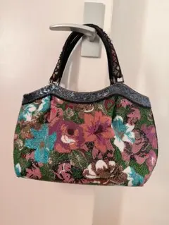 Item thumbnail for item 7d70c488-35bc-4fb7-ab80-84748d41af59