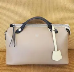 FENDI　バイザウェイ　ミディアム　ベージュ