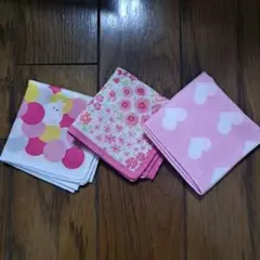 カラフルドットと花柄ハンカチセット