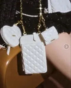 Item thumbnail for item 4eb202e7-cfa6-48ff-b4d7-bdbc14caf46e