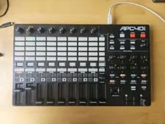 Akai APC40 MKII MIDIコントローラー 本体のサムネイル
