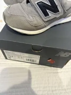 New Balance グレー⭐︎スニーカー キッズ 19cm