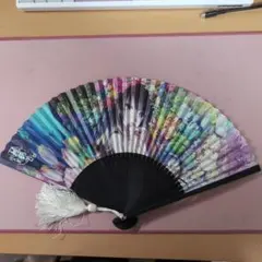 絵師100人展　06 京風和扇子　okama 幸せの花のドレスのサムネイル