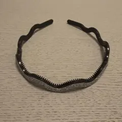 ウェーブ細カチューシャ　シルバーラメ