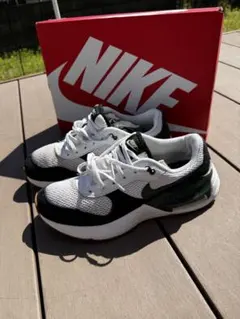 NIKE エアーマックス1　スニーカー ホワイト/ブラック/グリーン　25㎝